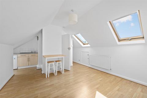 4 bedroom house for sale, Bushey Road, Raynes Park, SW20