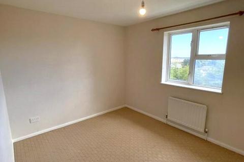 2 bedroom semi-detached house to rent, Whitebeam Close, Paignton