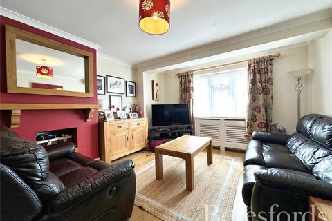 4 bedroom semi-detached house for sale, Broadstone Road, Hornchurch, RM12