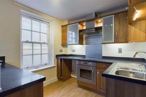 2 bedroom flat to rent, Henley Court, Gloucester