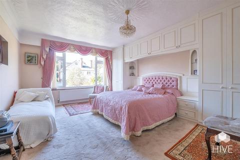 35a Stirling Road, Bournemouth, BH3 7JQ