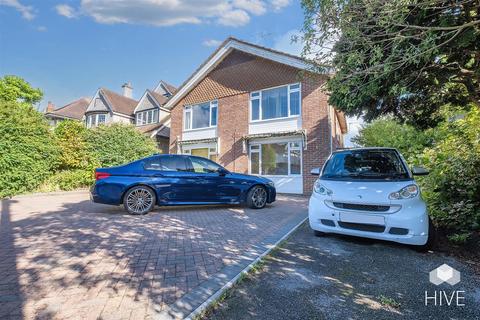 35a Stirling Road, Bournemouth, BH3 7JQ