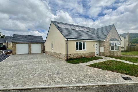 4 bedroom detached bungalow for sale, Ross Road, Ross-On-Wye HR9