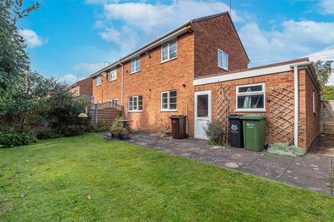 29 Cornmeadow Green, Worcester, WR3 7PN