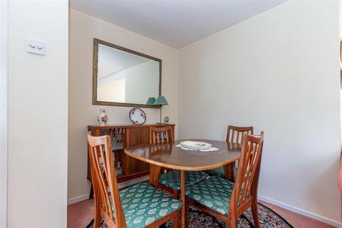 29 Cornmeadow Green, Worcester, WR3 7PN