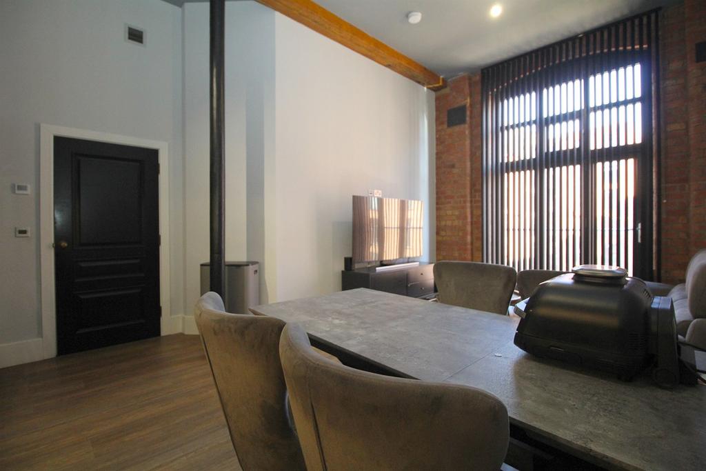 Lounge / Diner