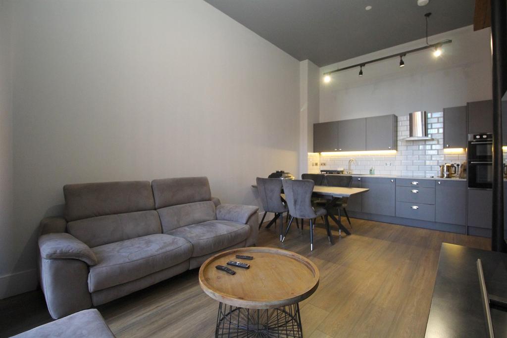 Lounge / Diner