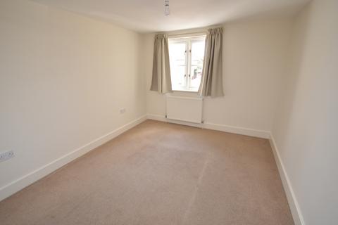 1 bedroom flat to rent, St. Thomas Street, Lymington, Hampshire, SO41