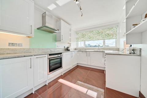 3 bedroom flat for sale, Victoria Drive, Southfields