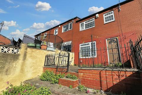 3 bedroom terraced house for sale, Howden Gardens, Leeds LS6