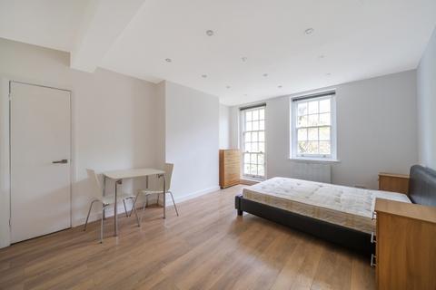 Studio to rent, Dennington Park Road London NW6