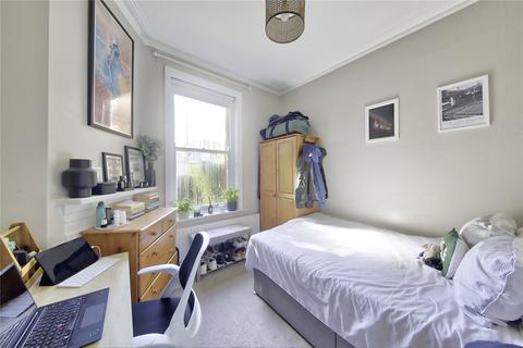 3 bedroom apartment to rent, Stanley Mansions, SW17