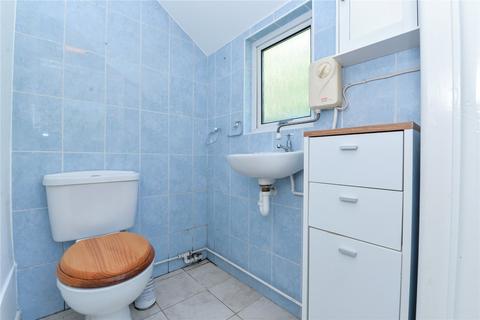 31 Barton Drive, Barton On Sea, New Milton, BH25 7JQ
