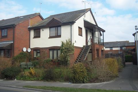 Studio for sale, Green Gardens, Poole BH15