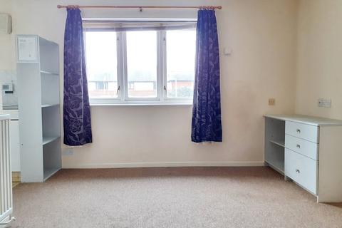 25 Green Gardens, Poole, BH15 1XX