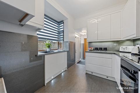 230 Tag Lane, Ingol, Preston, PR2 3TX
