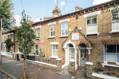 3 bedroom terraced house for sale, Holden Street, London SW11