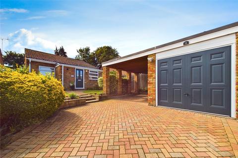 2 bedroom bungalow for sale, Hawthornes, Tilehurst, Reading, Berkshire, RG31