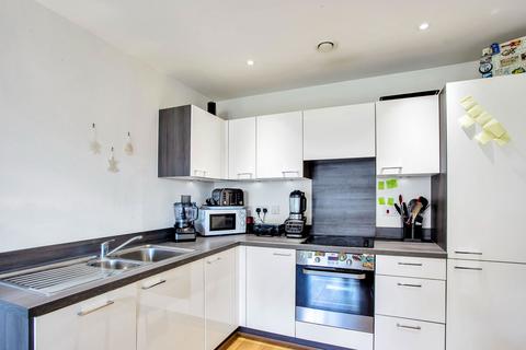 1 bedroom flat for sale, Connersville Way, Croydon CR0