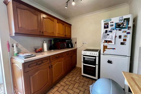 2 bedroom terraced house to rent, Ipswich Road, Suffolk IP6