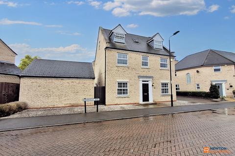 5 bedroom detached house for sale, Driffield Way, Woodston, Peterborough, PE2