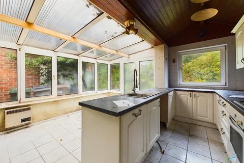 2 bedroom semi-detached bungalow for sale, Stuart Avenue, Wirral CH46