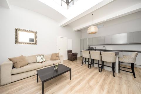 3 bedroom apartment to rent, Queen's Gate, London SW7