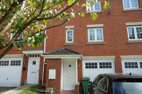 3 bedroom townhouse to rent, Boulevard Rise, Leeds LS10