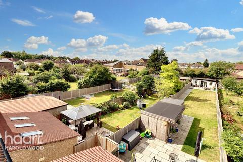 4 bedroom semi-detached house for sale, Athelstan Road, Harold Wood