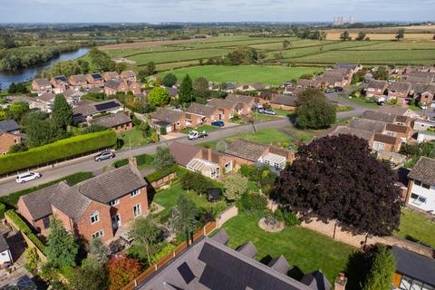 5 bedroom detached house for sale, Primavera, Burton On Trent DE15