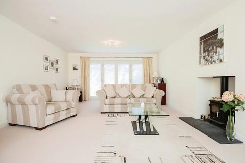 5 bedroom detached house for sale, Primavera, Burton On Trent DE15