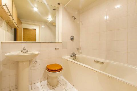 1 bedroom flat to rent, Sandringham House, Windsor Way, London, W14