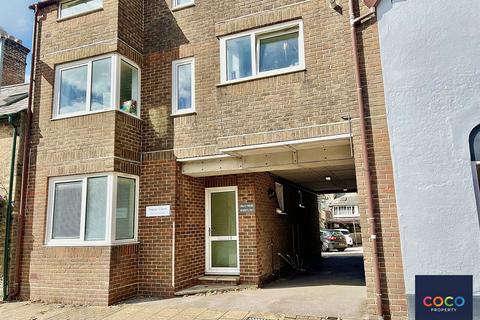 1 bedroom ground floor flat to rent, Princes Street, Dorchester DT1