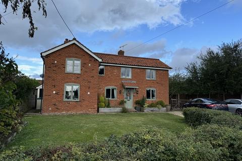 4 bedroom detached house for sale, Bittering Street, Gressenhall NR20