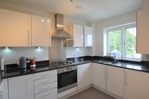 2 bedroom apartment for sale, Trenchard Close, Walton On Thames