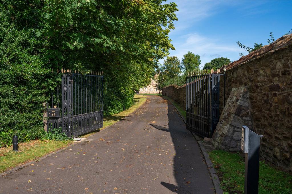 Gates and Driveway