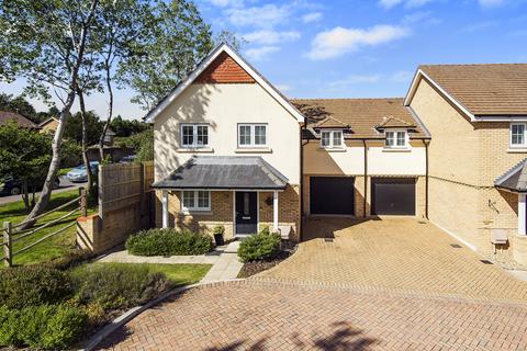 3 bedroom semi-detached house for sale, George Smart Close, Tunbridge Wells