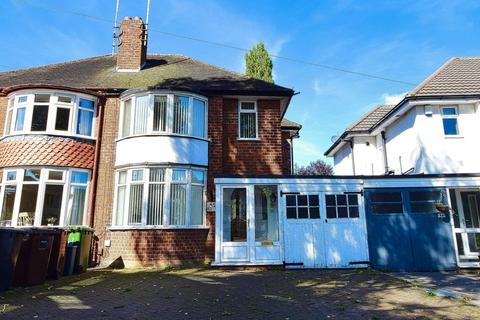 3 bedroom semi-detached house to rent, Jacey Road, Shirley B90