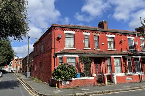 3 bedroom end of terrace house for sale, Haydn Avenue, Manchester