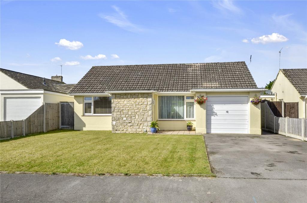 Uplands Road, West Moors, Ferndown... 2 bed bungalow for sale £400,000