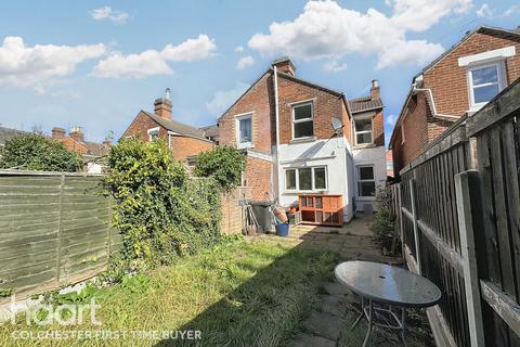 2 bedroom semi-detached house for sale, Military Road, Colchester