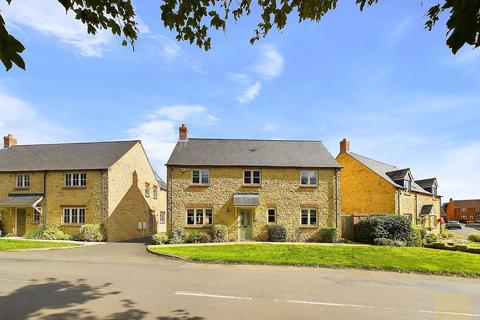 4 bedroom detached house for sale, Pinfold Lane, Oakham LE15