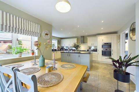 4 bedroom detached house for sale, Pinfold Lane, Oakham LE15