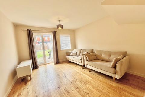 24 Dandelion Close, Rush Green, Romford, RM7 0YY