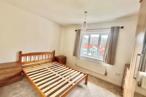 24 Dandelion Close, Rush Green, Romford, RM7 0YY