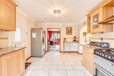 3 bedroom detached bungalow for sale, Arterial Road, Rayleigh