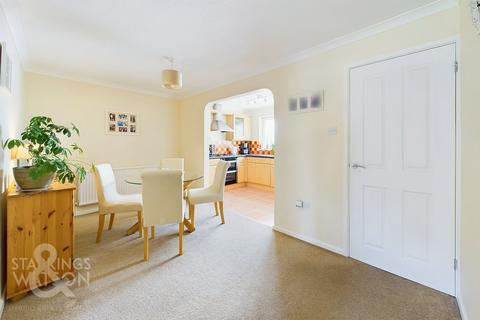 3 bedroom end of terrace house for sale, Middleton Crescent, New Costessey, Norwich