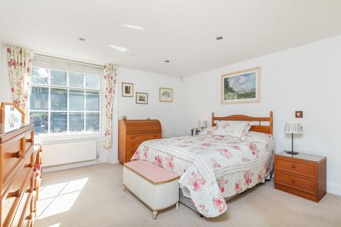 2 bedroom apartment for sale, St. Peter Street, Winchester, SO23