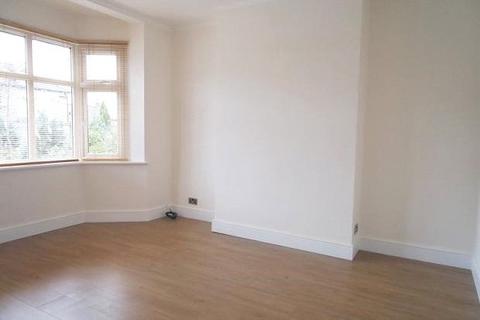 2 bedroom apartment to rent, Oakleigh Road, London, N20