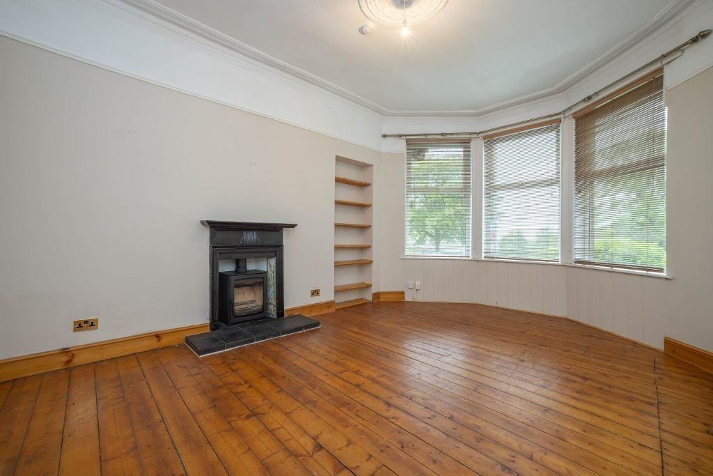 Viewmount Drive, Maryhill 3 bed terraced house to rent £1,395 pcm (£322 pw)